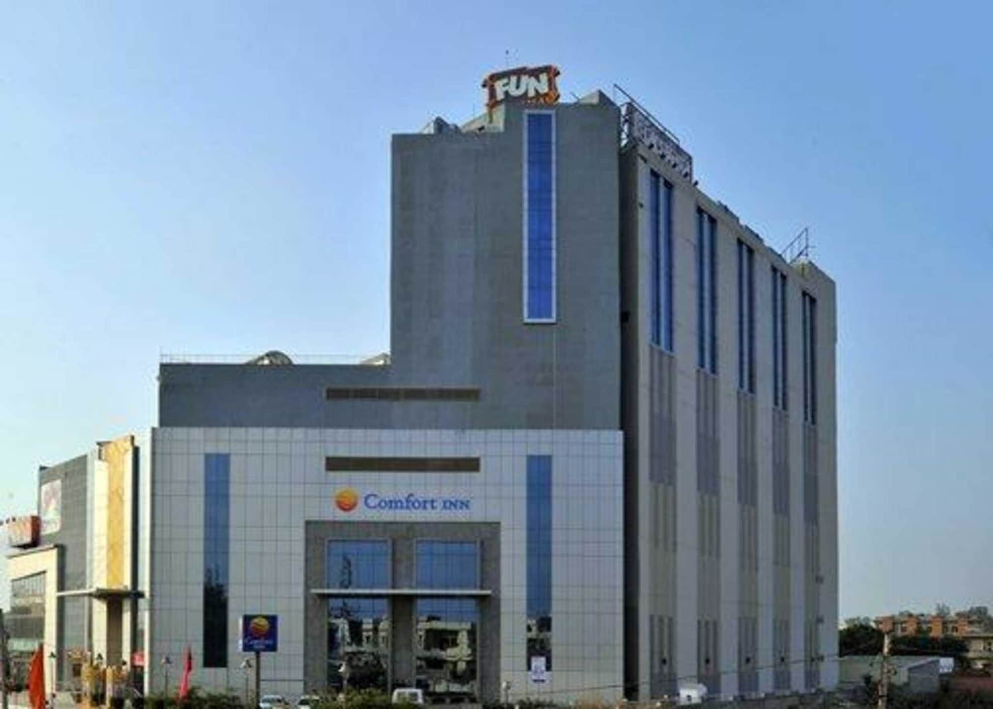 Comfort Inn Tulip Heights Bathinda Exteriör bild